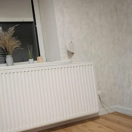 W Poblizu Piotrkowskiej, Wlasny Parking, Parter, Bez Sasiadow, Spokoj I Wygoda Apartmán