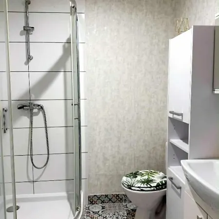 W Poblizu Piotrkowskiej, Wlasny Parking, Parter, Bez Sasiadow, Spokoj I Wygoda