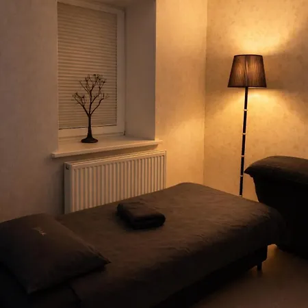 W Pobliżu Piotrkowskiej, Własny Parking, Parter, Bez Sąsiadów, Spokój I Wygoda Apartament