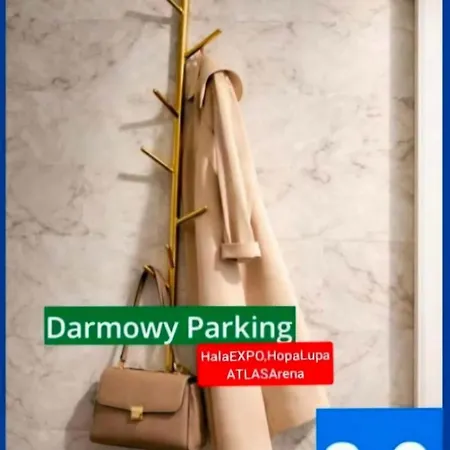 Centrum-blisko Piotrkowskiej-hali Expo Lodz-targow-koncertow Atlas Arena-swiezo Po Remoncie-samodzielne Prywatne Mieszkanie Na Wylacznosc-calkowicie Wyposazone-na Parterze-parking Bezplatny-najlepsza Lokalizacja-bez Sasiadow-cisza-wygoda