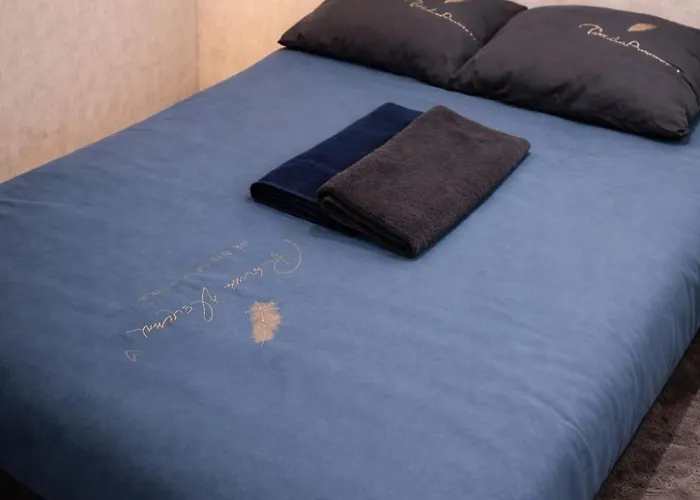 W Centrum-w Poblizu Piotrkowskiej-targow Expo-hopa-lupa-atlas Areny- Nowo Wyremontowany-na Wylacznosc-wyposazony-parter-parking Darmowy Wlasny Pod Wlasnym Oknem-doskonala Lokalizacja-bez Sasiadow! Wygoda I Prywatnosc! Appartement *